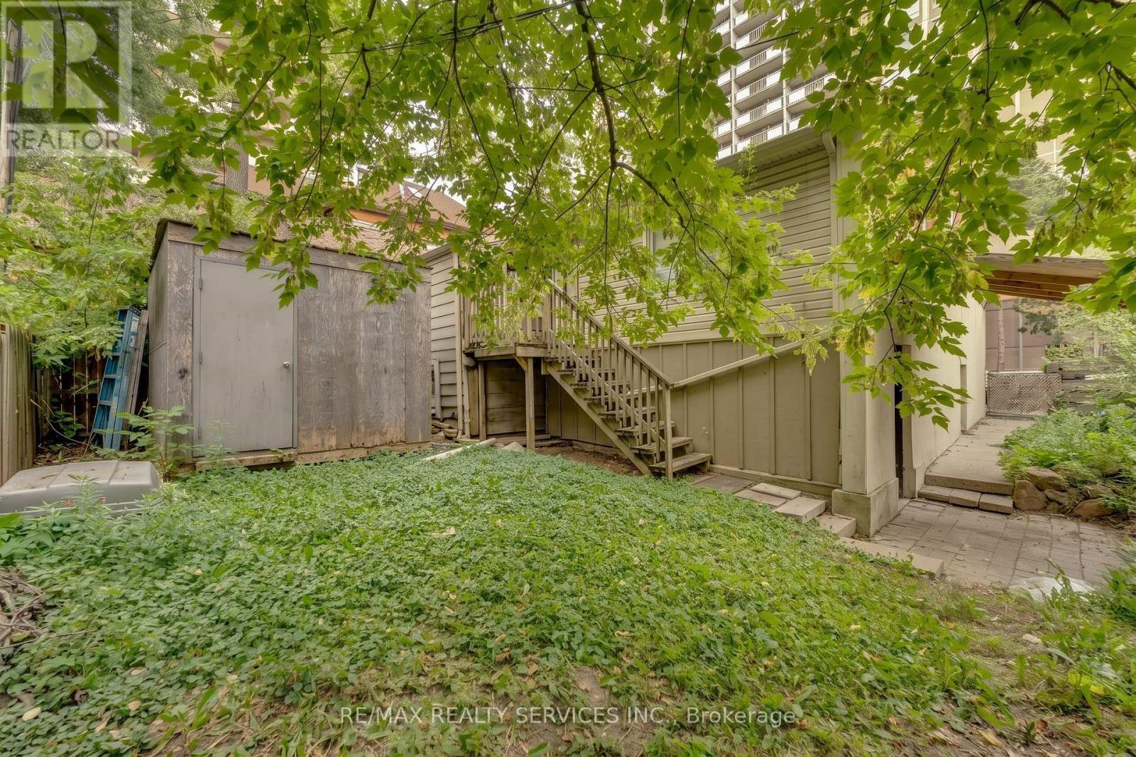 104 Hess Street S, Hamilton, ON