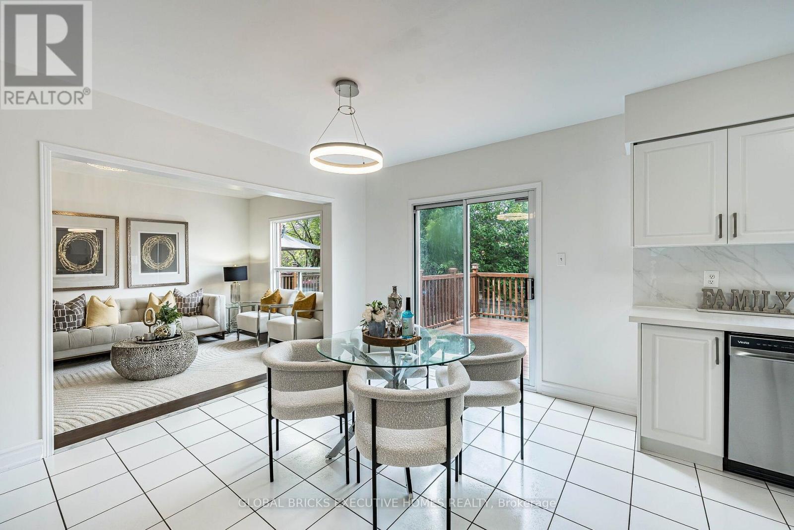 6348 Newcombe Drive, Mississauga, ON