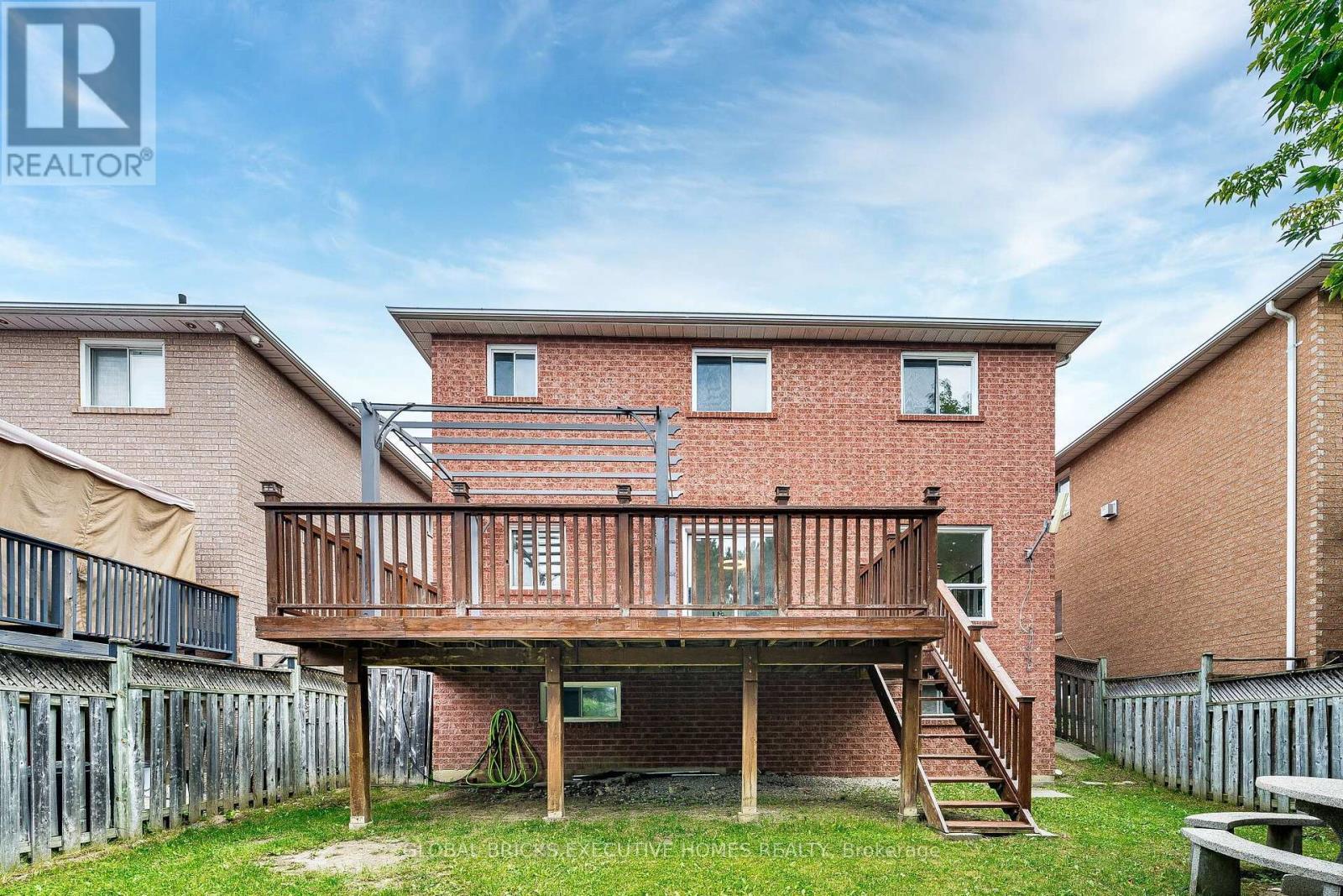 6348 Newcombe Drive, Mississauga, ON