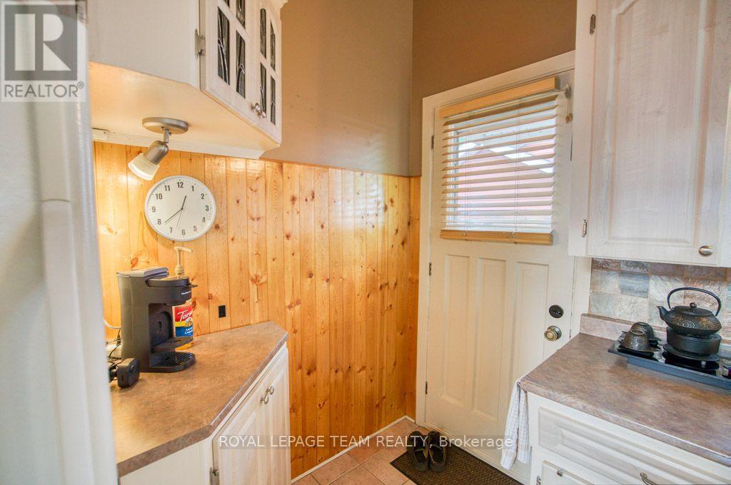 220 Ancaster Avenue, Ottawa, ON