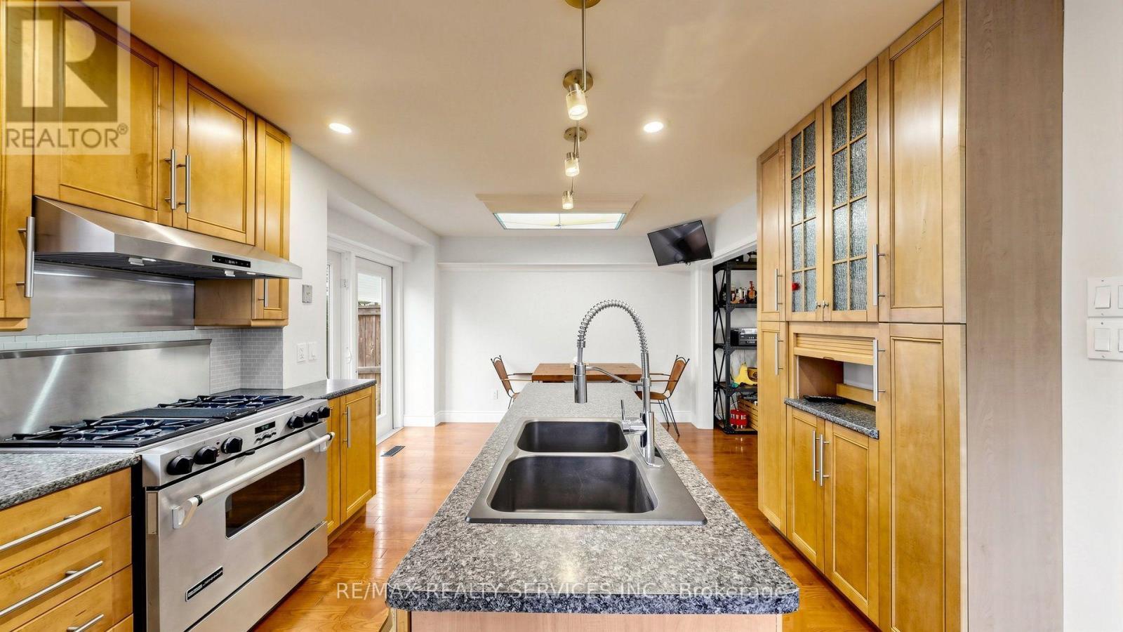 716 Eaglemount Crescent, Mississauga, ON