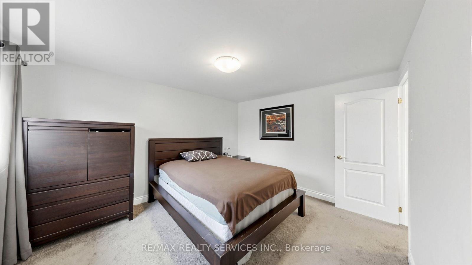 716 Eaglemount Crescent, Mississauga, ON