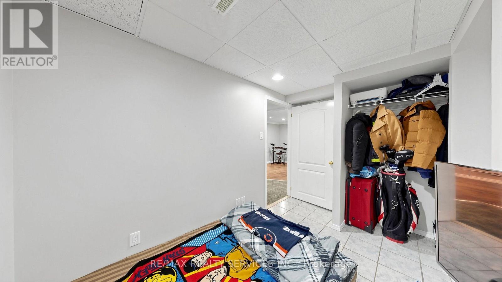 716 Eaglemount Crescent, Mississauga, ON