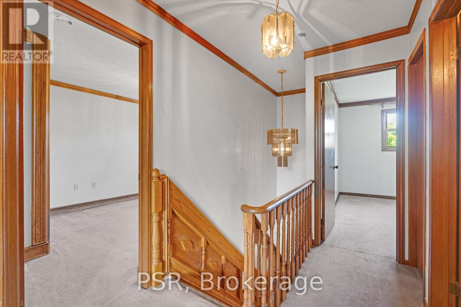 4069 Chelmsford Court, Mississauga, ON