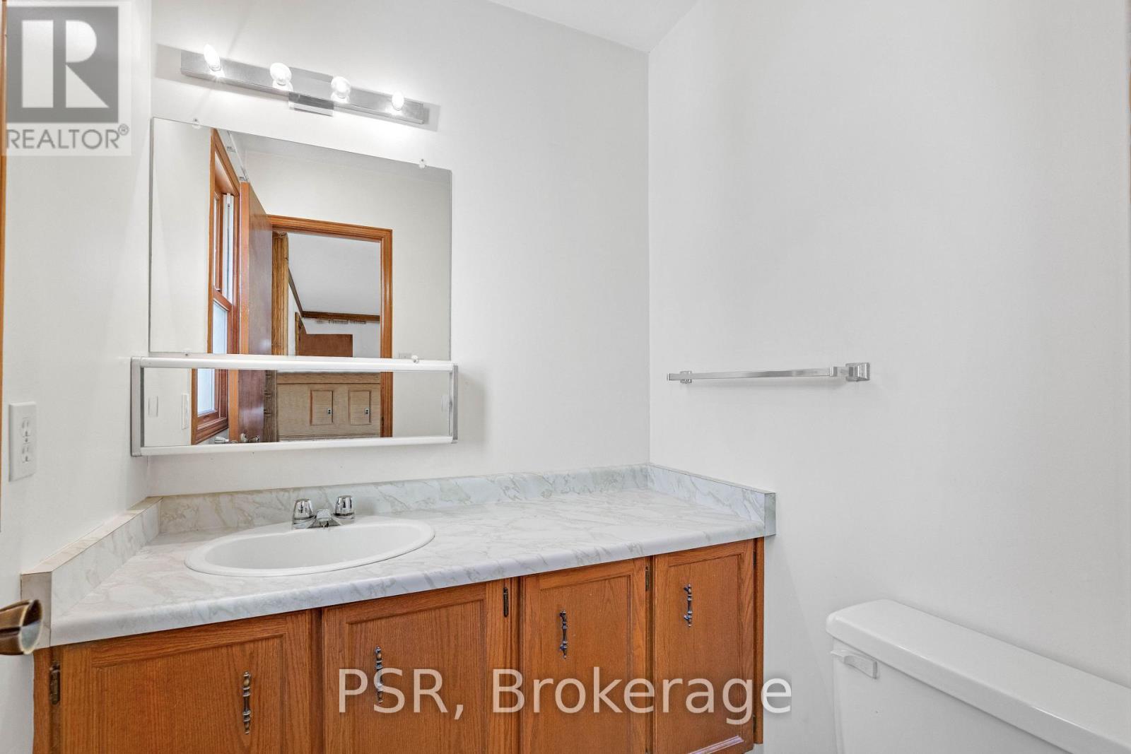 4069 Chelmsford Court, Mississauga, ON