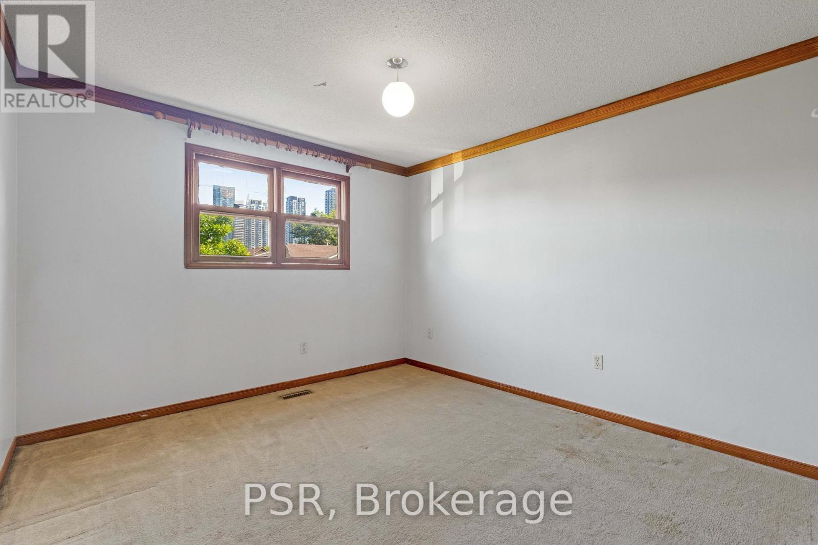 4069 Chelmsford Court, Mississauga, ON