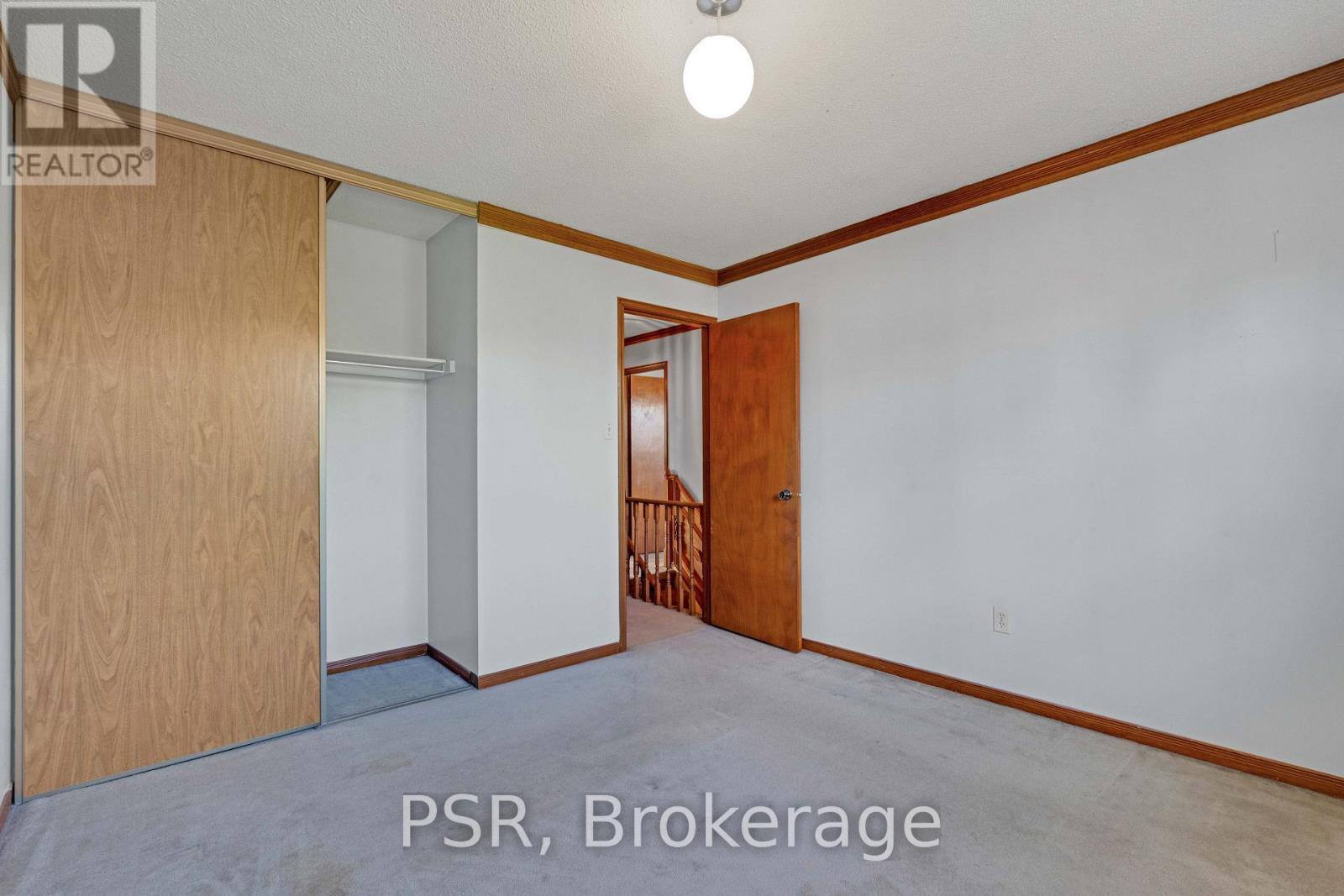 4069 Chelmsford Court, Mississauga, ON