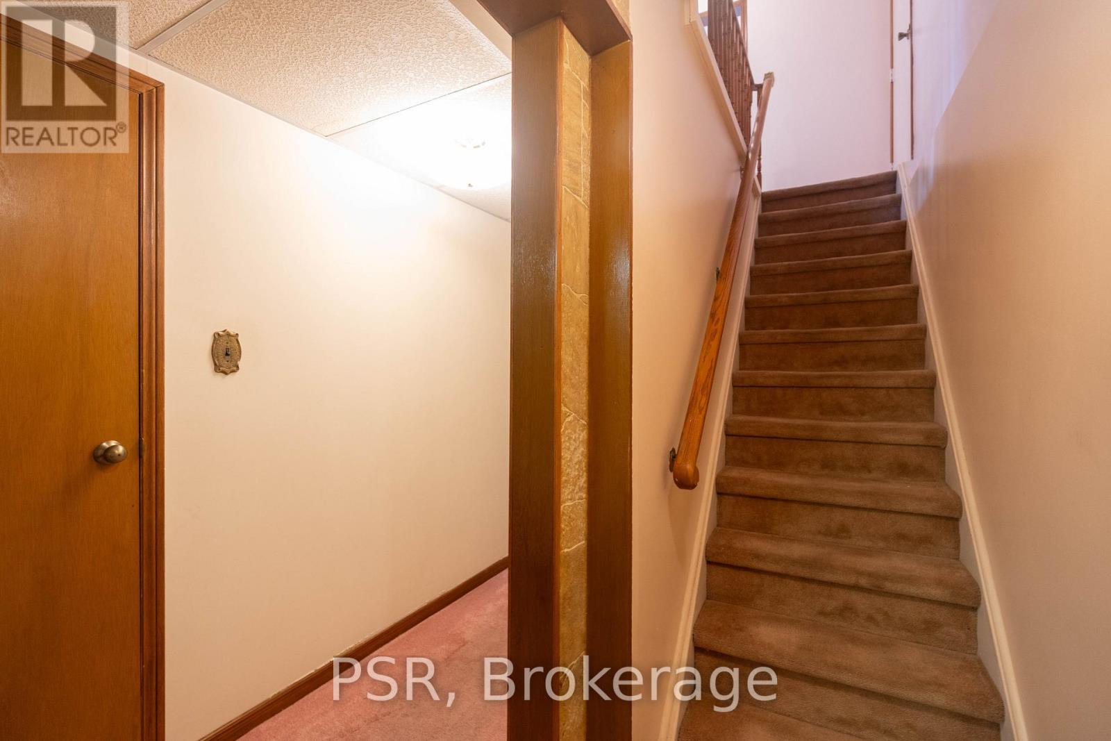 4069 Chelmsford Court, Mississauga, ON