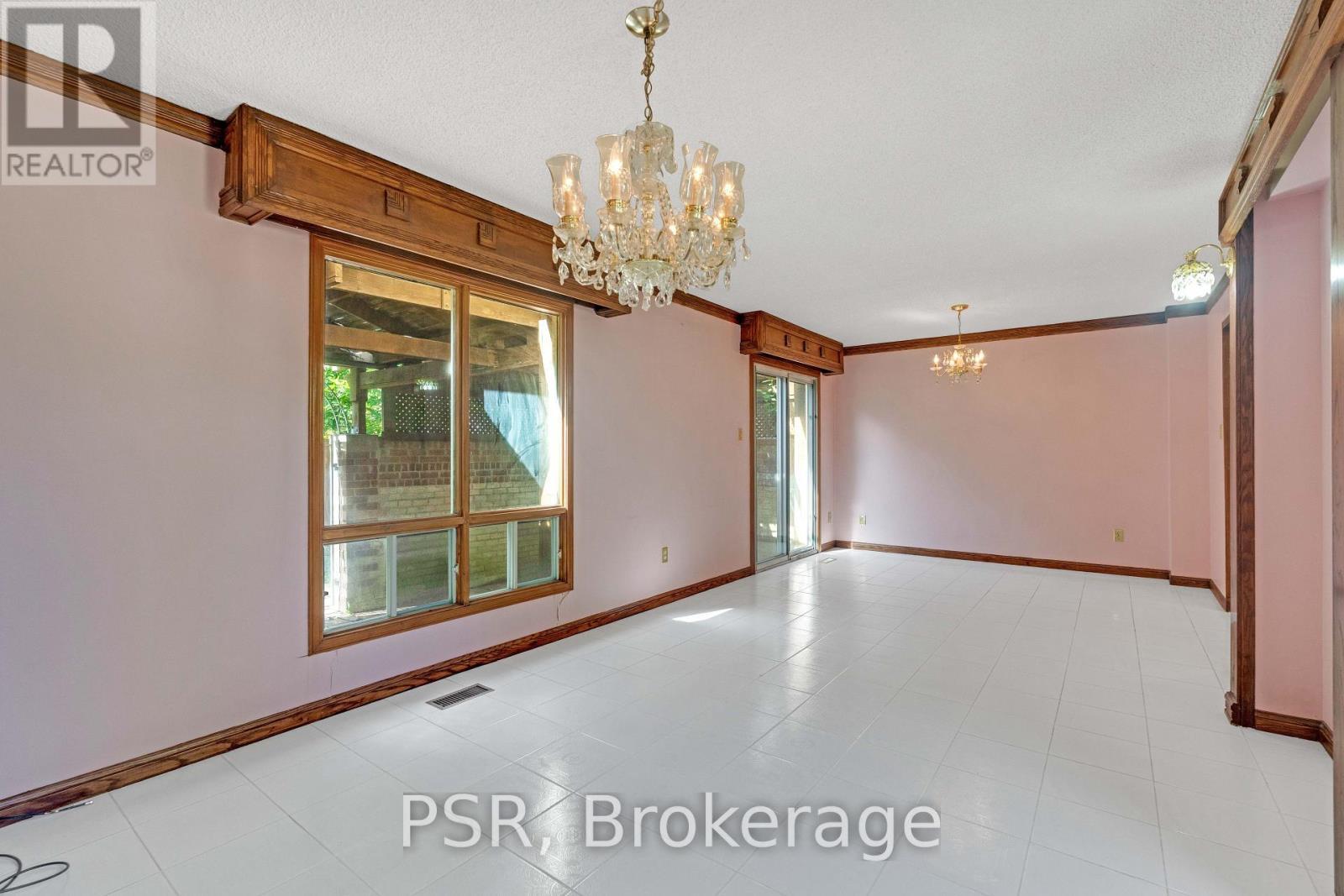 4069 Chelmsford Court, Mississauga, ON