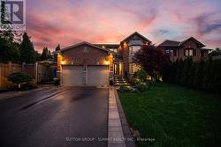 2017 LADY DI COURT NW Mississauga, ON L5K 2N1