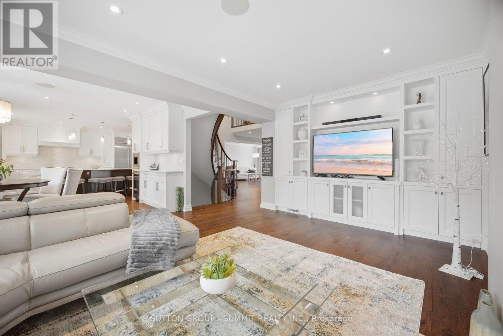 2017 Lady Di Court, Mississauga, ON