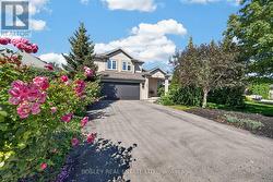 155 LORETTA DRIVE Niagara-On-The-Lake (Virgil), ON L0S 1T0
