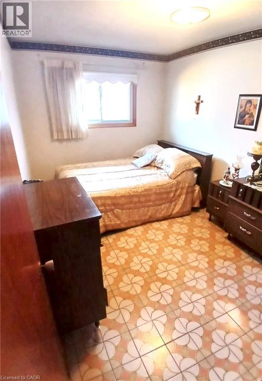 118 Craigroyston Road, Hamilton, ON