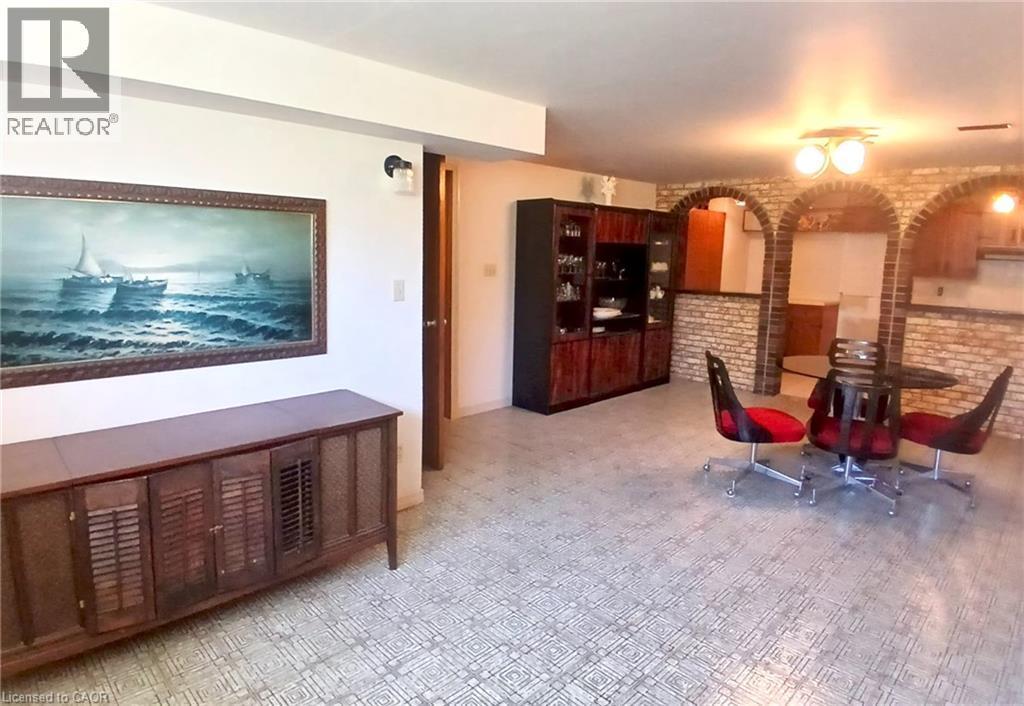 118 Craigroyston Road, Hamilton, ON