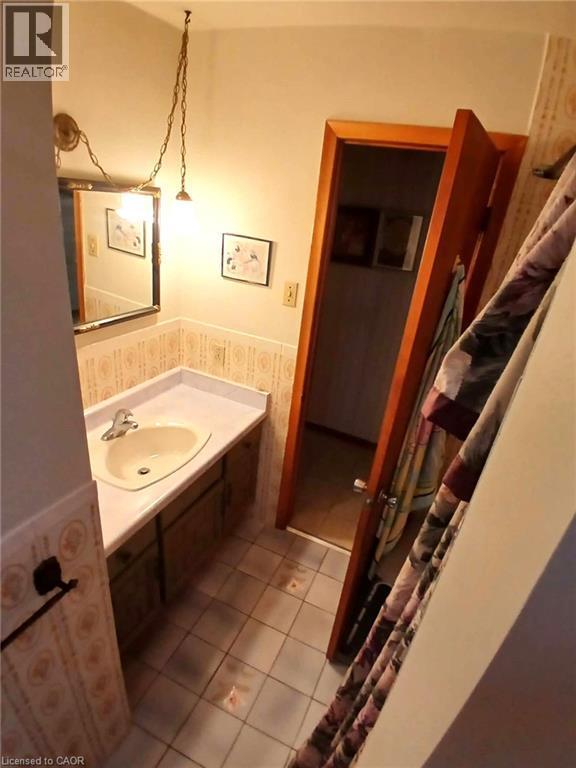 118 Craigroyston Road, Hamilton, ON