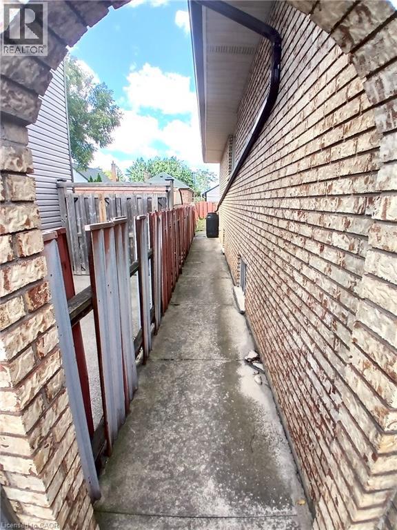 Additional content - 118 Craigroyston Road, Hamilton, ON