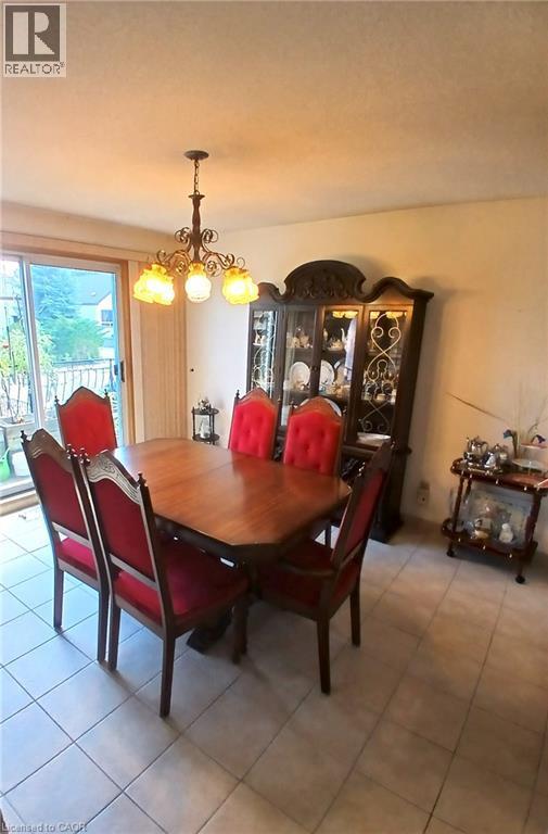 118 Craigroyston Road, Hamilton, ON