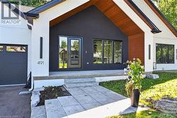491 ANSON Drive Ancaster, ON L9G 2M2