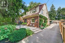 33 BEN MACHREE DRIVE Mississauga, ON L5H 2S2
