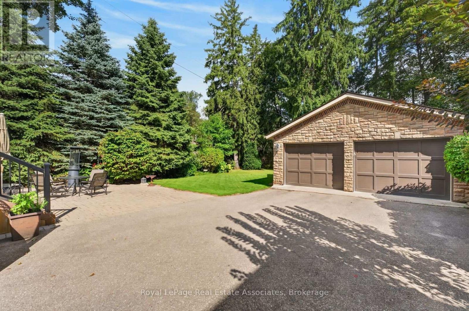 33 Ben Machree Drive, Mississauga, ON