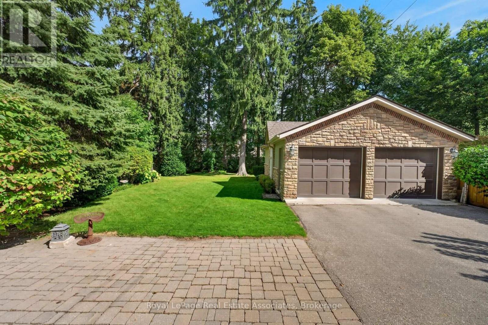 33 Ben Machree Drive, Mississauga, ON