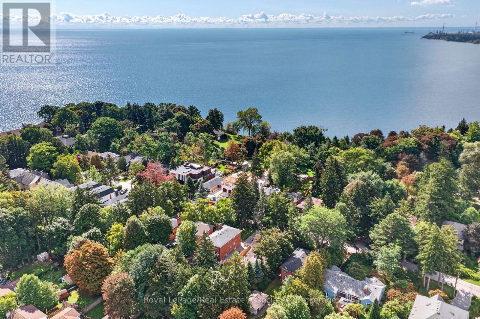 33 Ben Machree Drive, Mississauga, ON