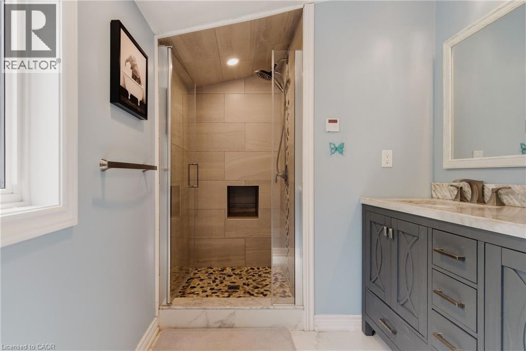 1262 Hidden Valley Road, Burlington, ON
