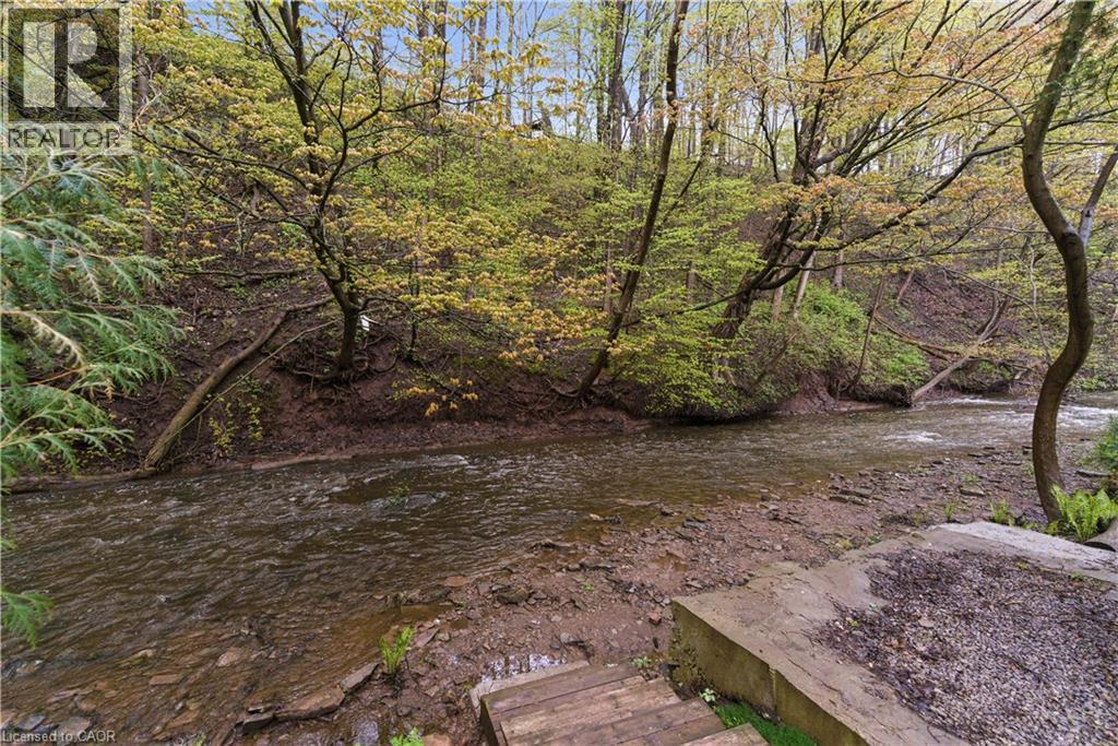 1262 Hidden Valley Road, Burlington, ON