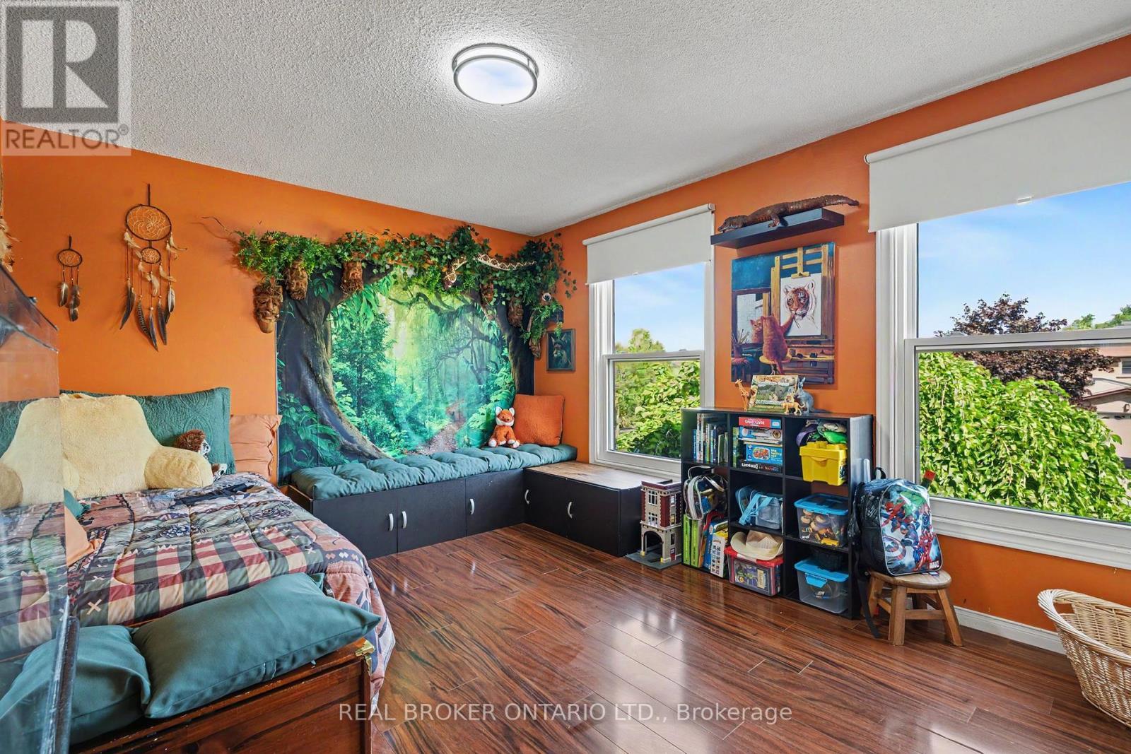 3260 Woodcroft Crescent, Burlington, ON
