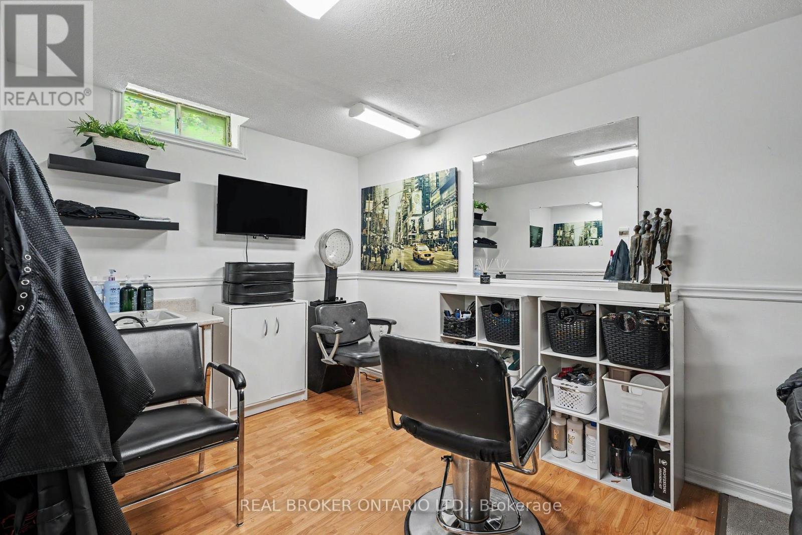 3260 Woodcroft Crescent, Burlington, ON