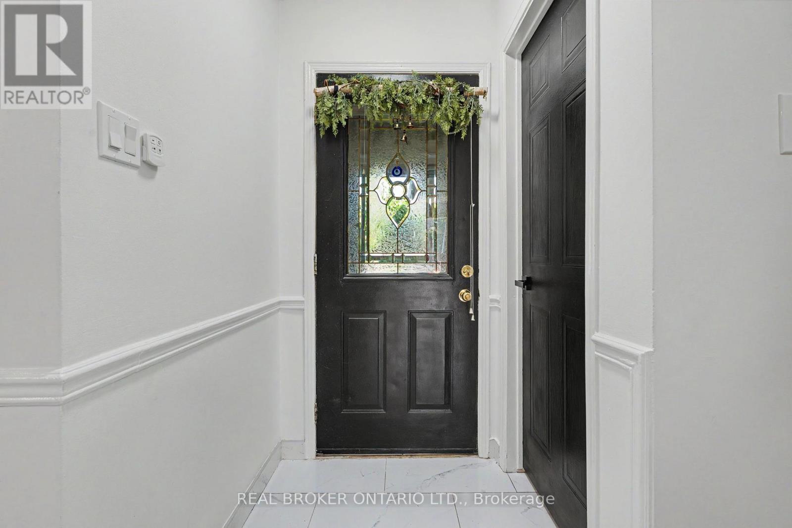 3260 Woodcroft Crescent, Burlington, ON