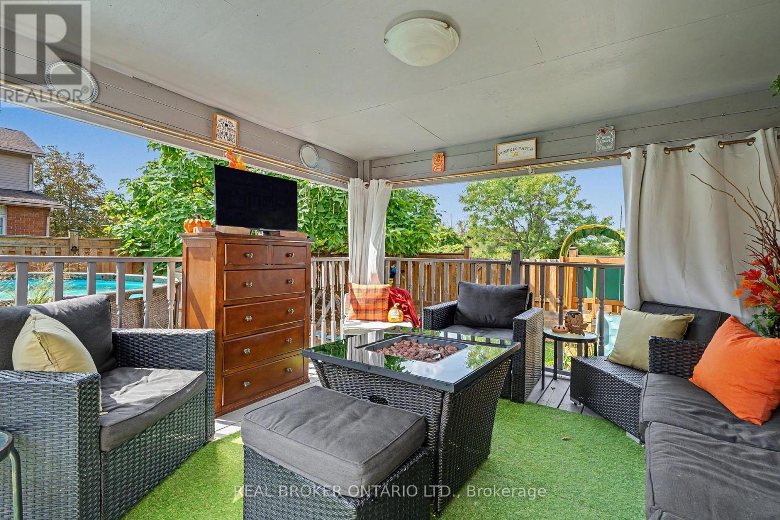 3260 Woodcroft Crescent, Burlington, ON