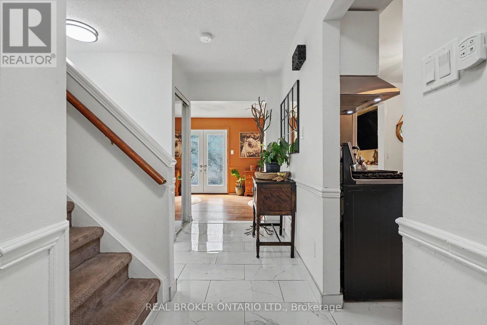 3260 Woodcroft Crescent, Burlington, ON