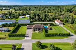 605 Rue Therrien Sainte-Sophie, QC J5J 1P8