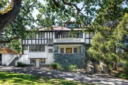 515 Foul Bay Rd Victoria, BC V8S 4G9