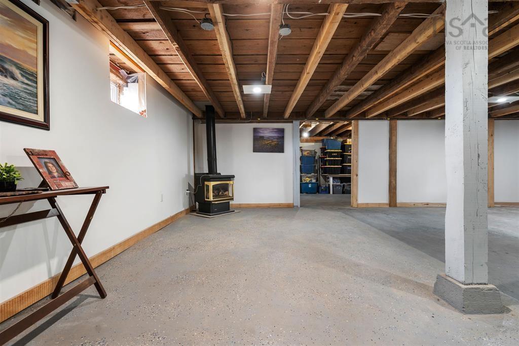 10563 Highway 2, Springhill, NS