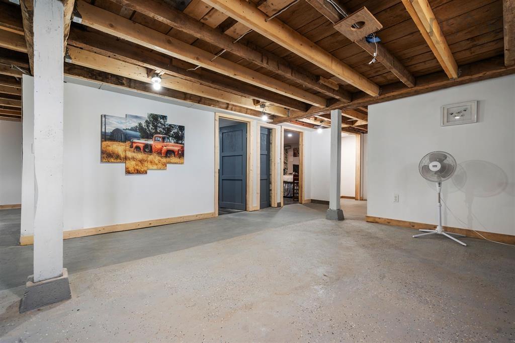 10563 Highway 2, Springhill, NS