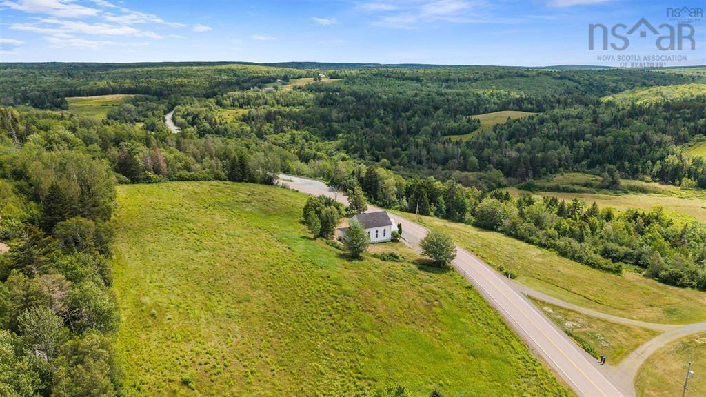 10563 Highway 2, Springhill, NS