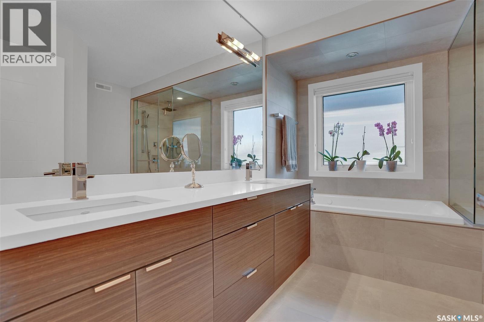 5253 Snowbirds Crescent, Regina, SK