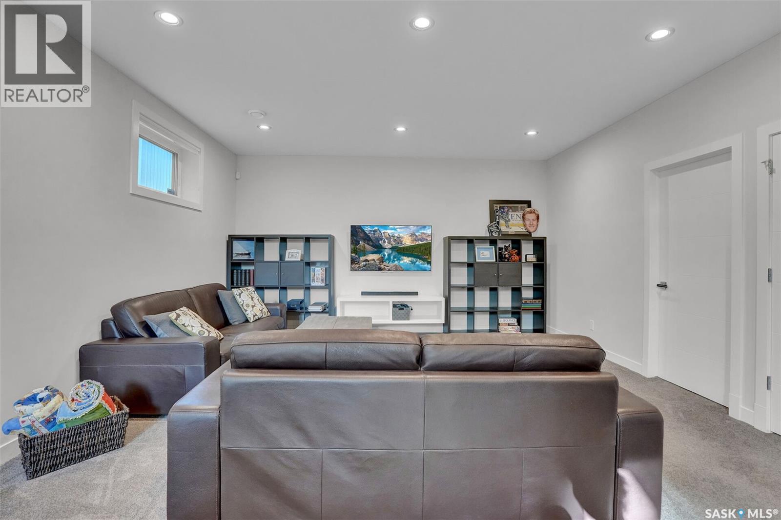 5253 Snowbirds Crescent, Regina, SK