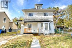 3076 SANDWICH Unit# UPPER Windsor, ON N9C 1A4