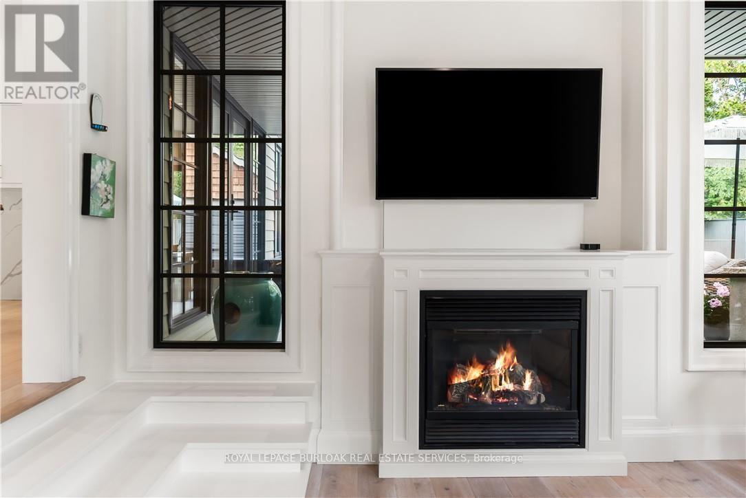 423 Smith Avenue, Burlington, ON