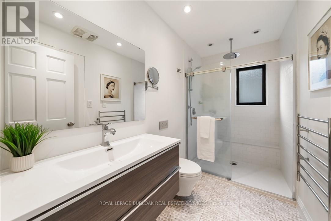 423 Smith Avenue, Burlington, ON
