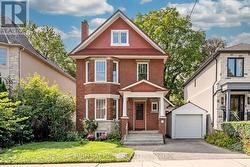 32 BELCOURT ROAD Toronto, ON M4S 2T9
