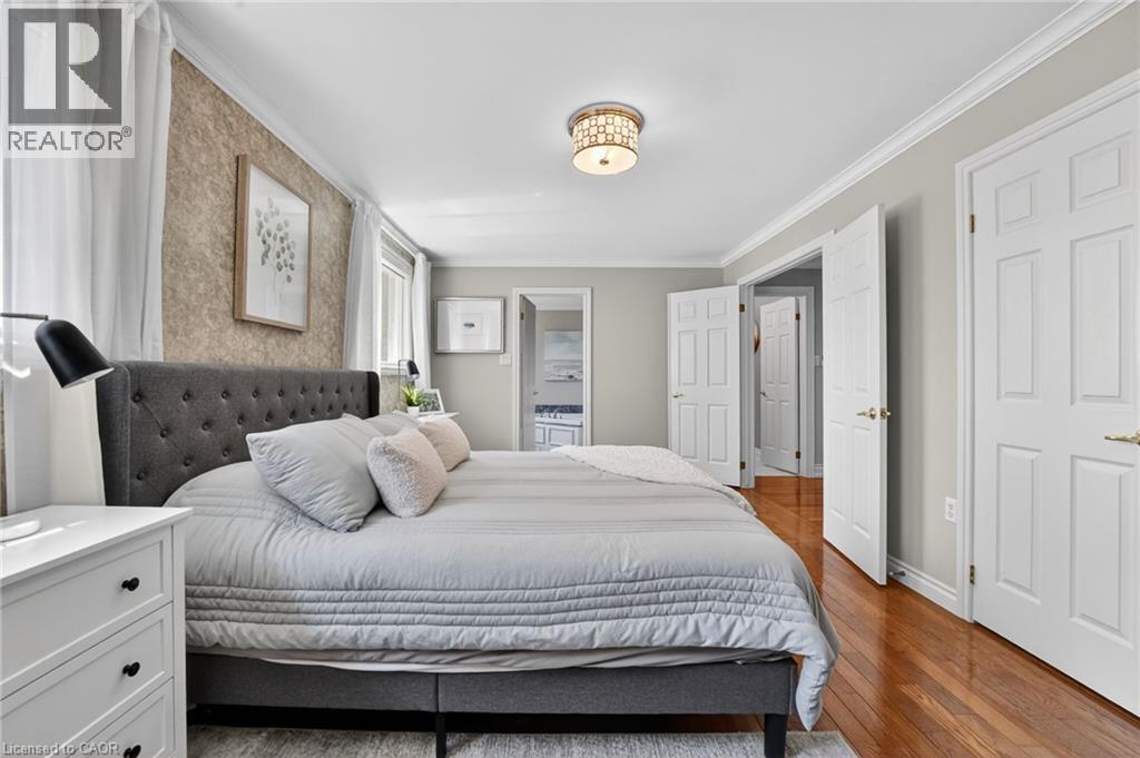 734 Brigadoon Drive, Hamilton, ON