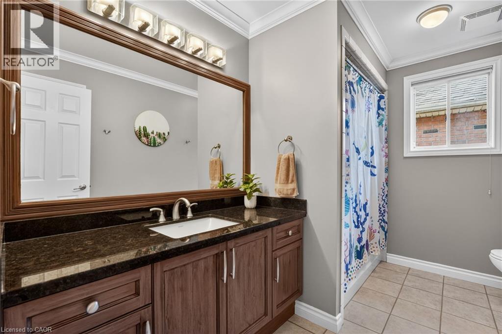 734 Brigadoon Drive, Hamilton, ON