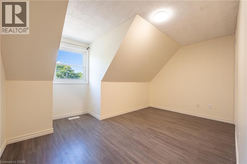 34 Camrose Court, Kitchener, ON