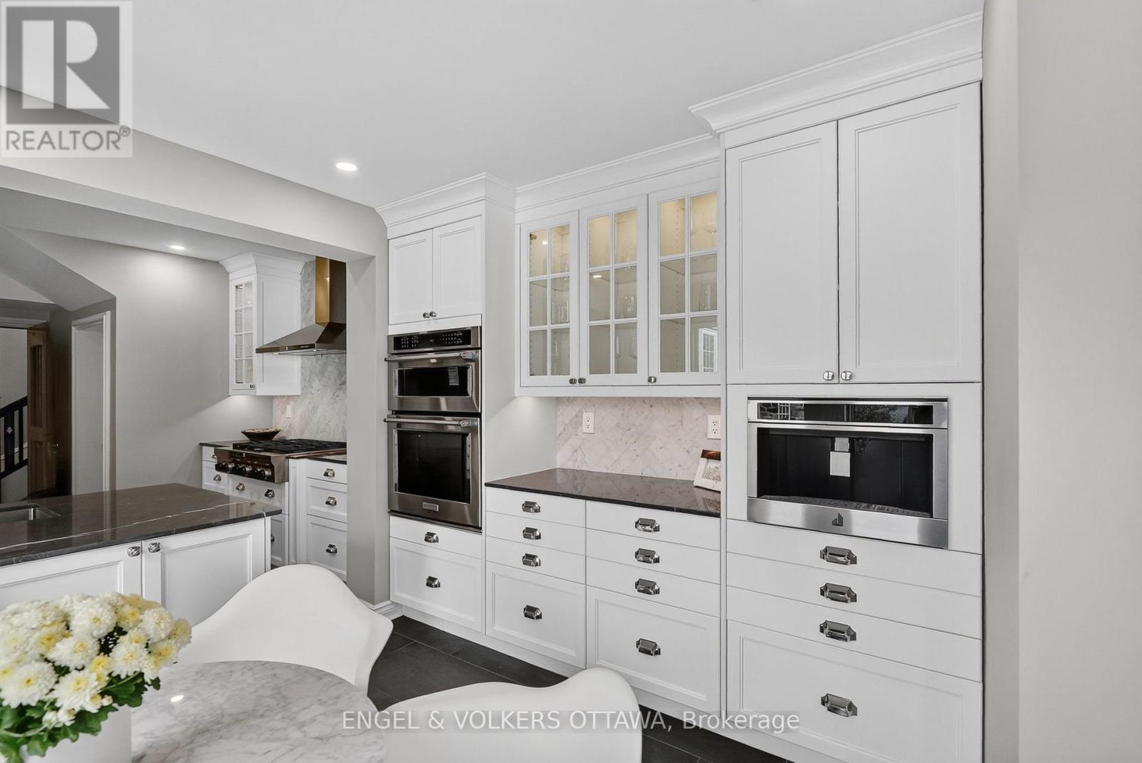 509 Island Park Drive, Ottawa, ON