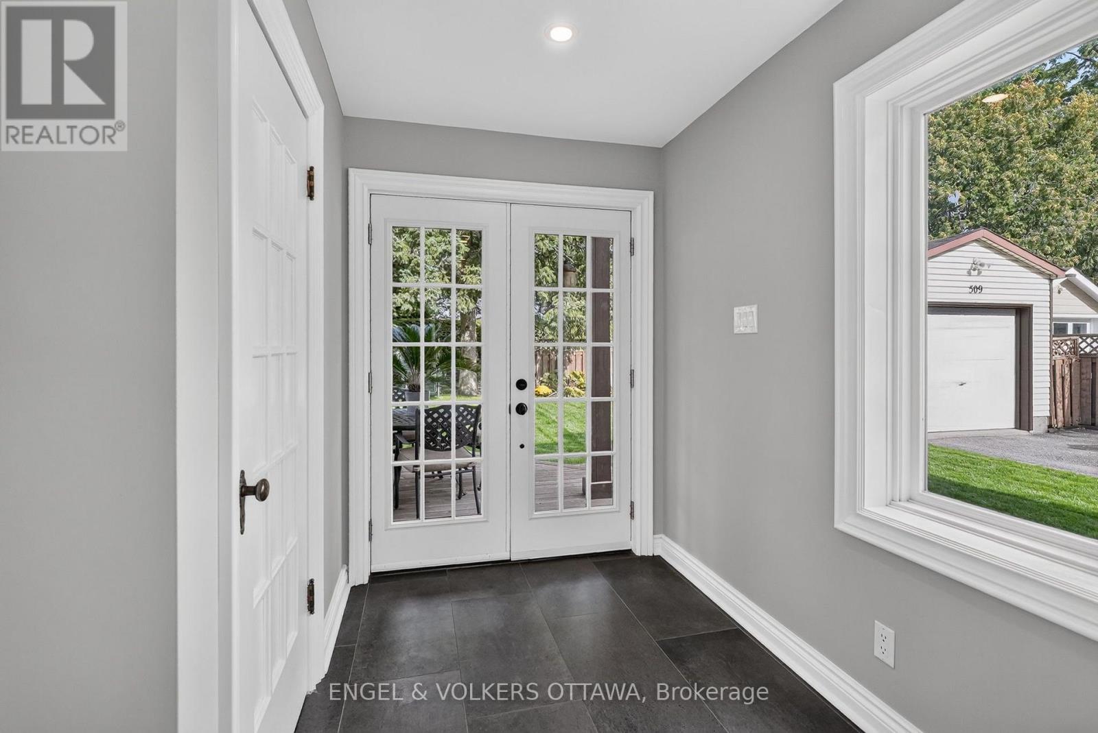 509 Island Park Drive, Ottawa, ON