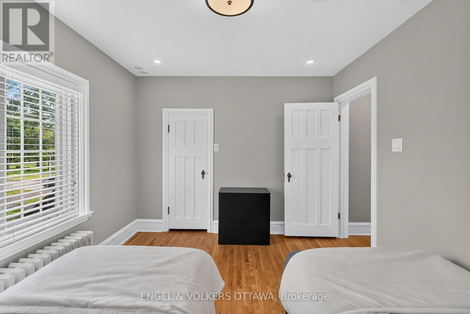 509 Island Park Drive, Ottawa, ON